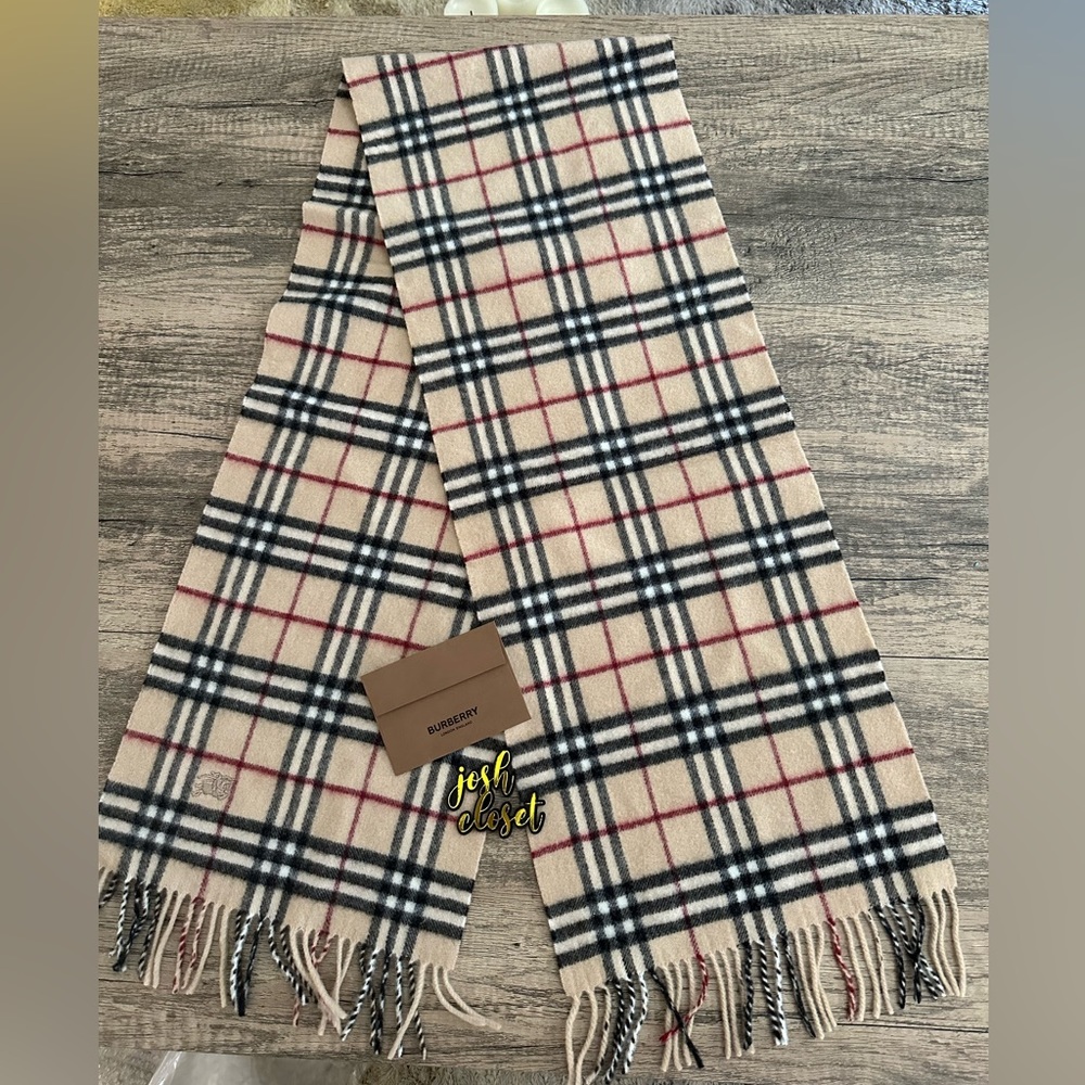Long Burberry scarf London
